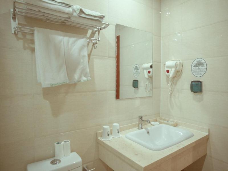 Greentree Inn Hebei Zhangjiakou Zhangbei Caoyuantian Rd Zhangku Avenue Express Hotel Eksteriør billede